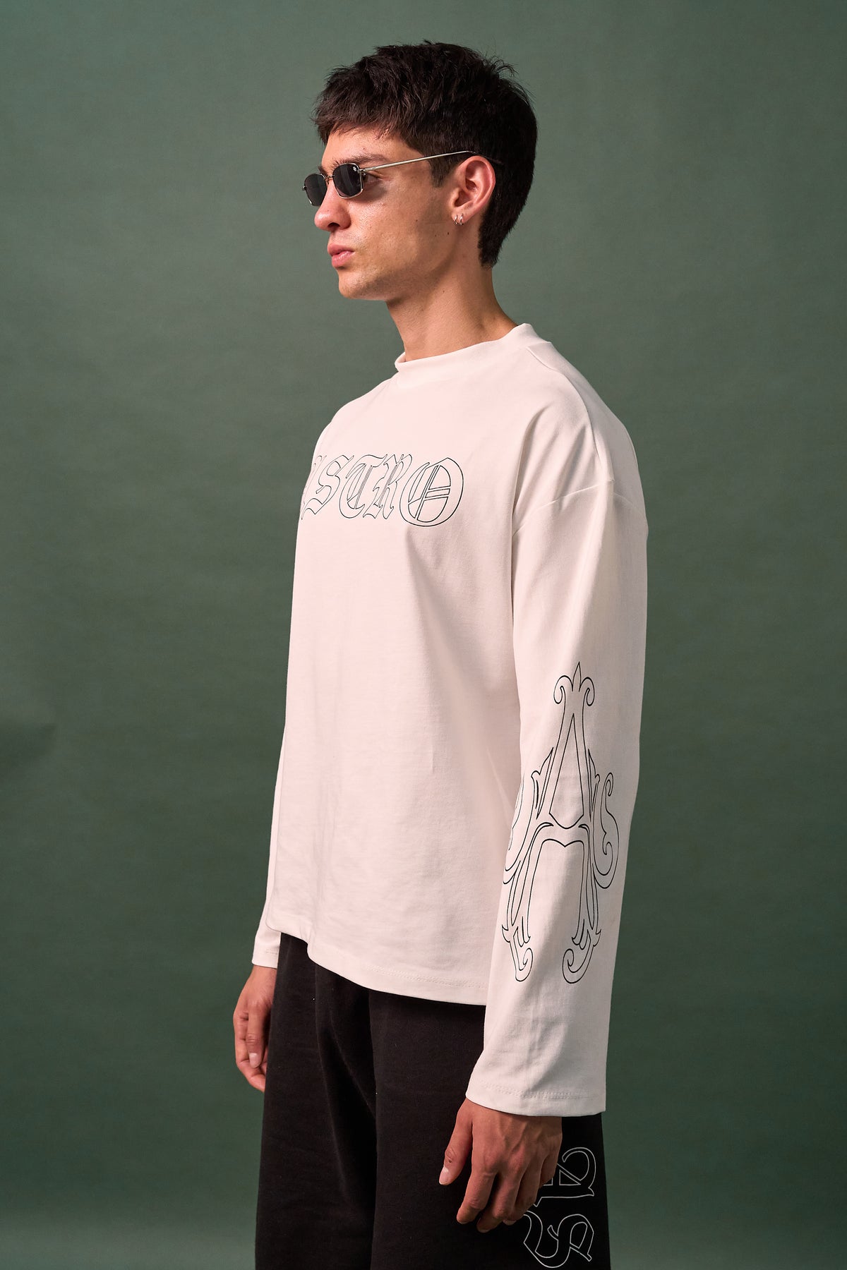 Long Sleeve Blanco - Gothic