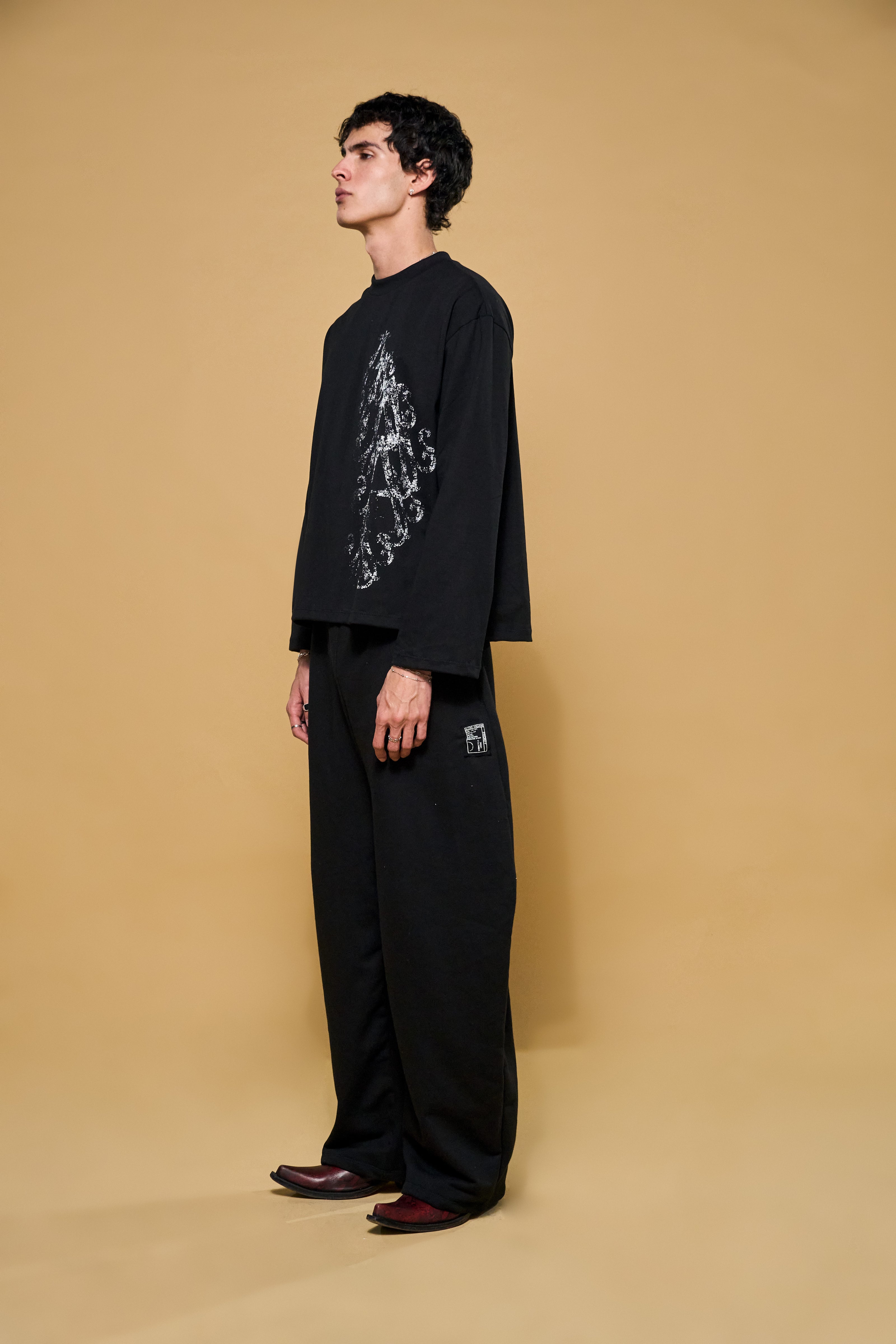 Basics V3 - Noir Long sleeve