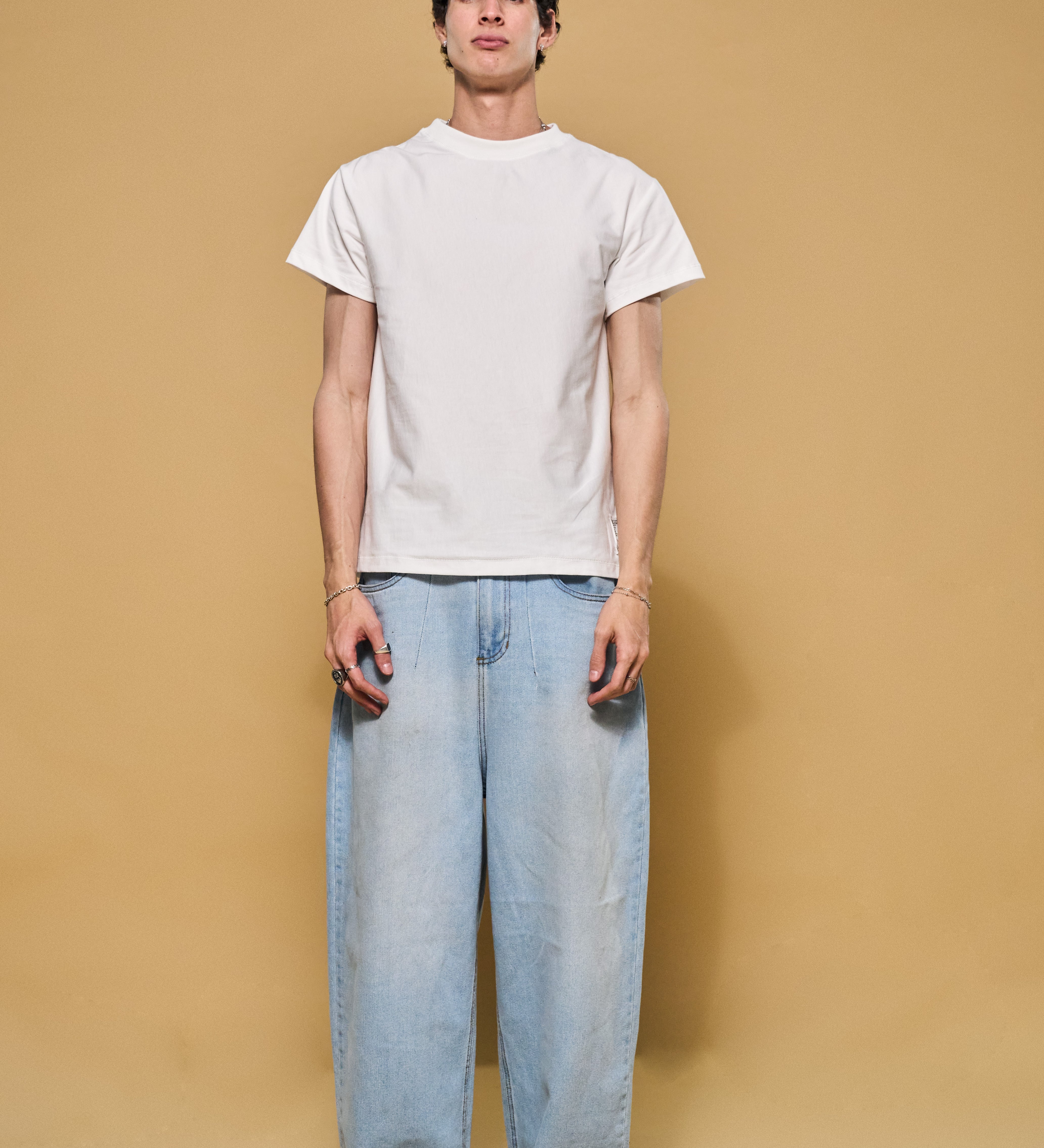 Basics V3 - Igor T-shirt (Copia)