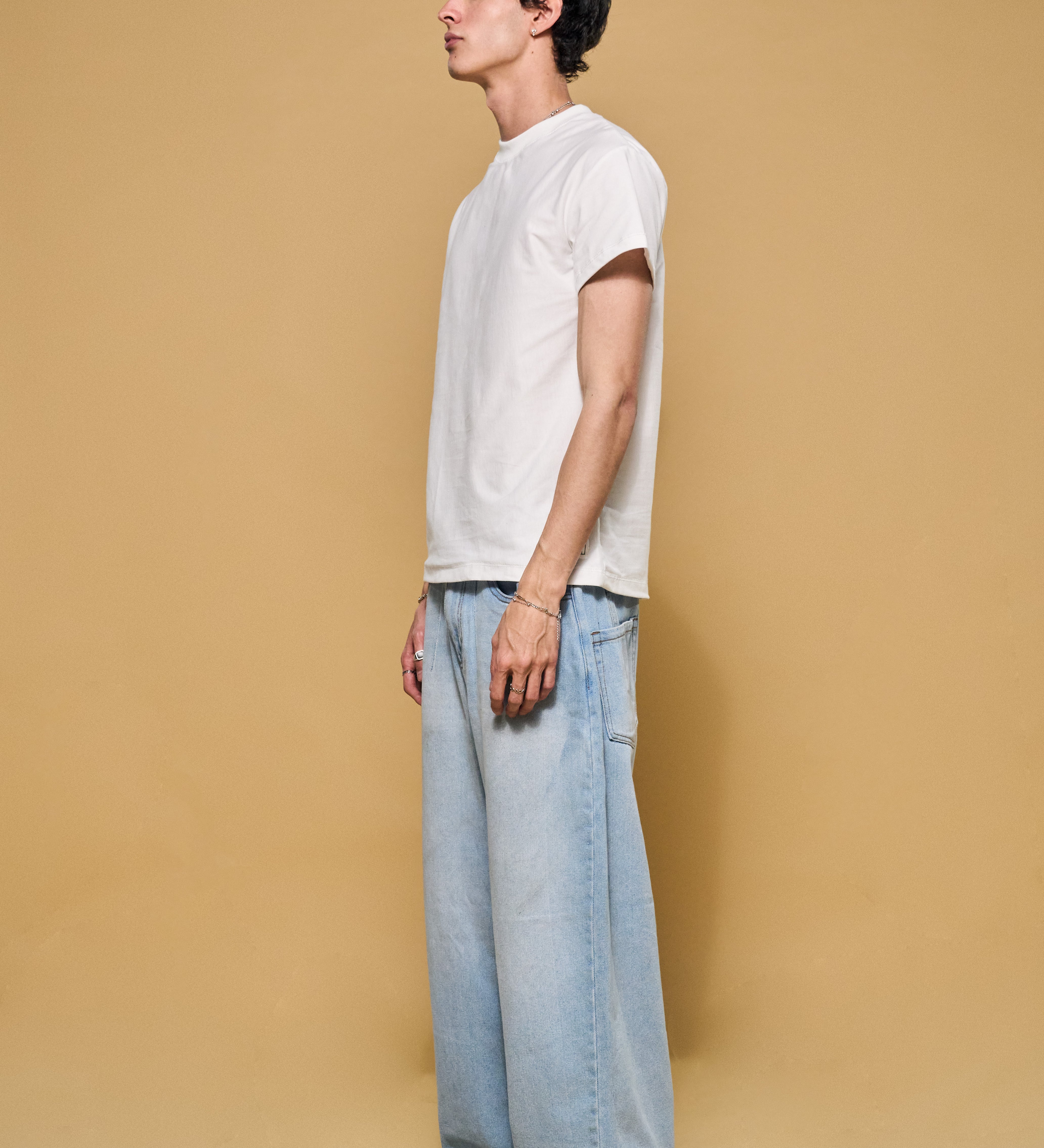 Basics V3 - Igor T-shirt (Copia)