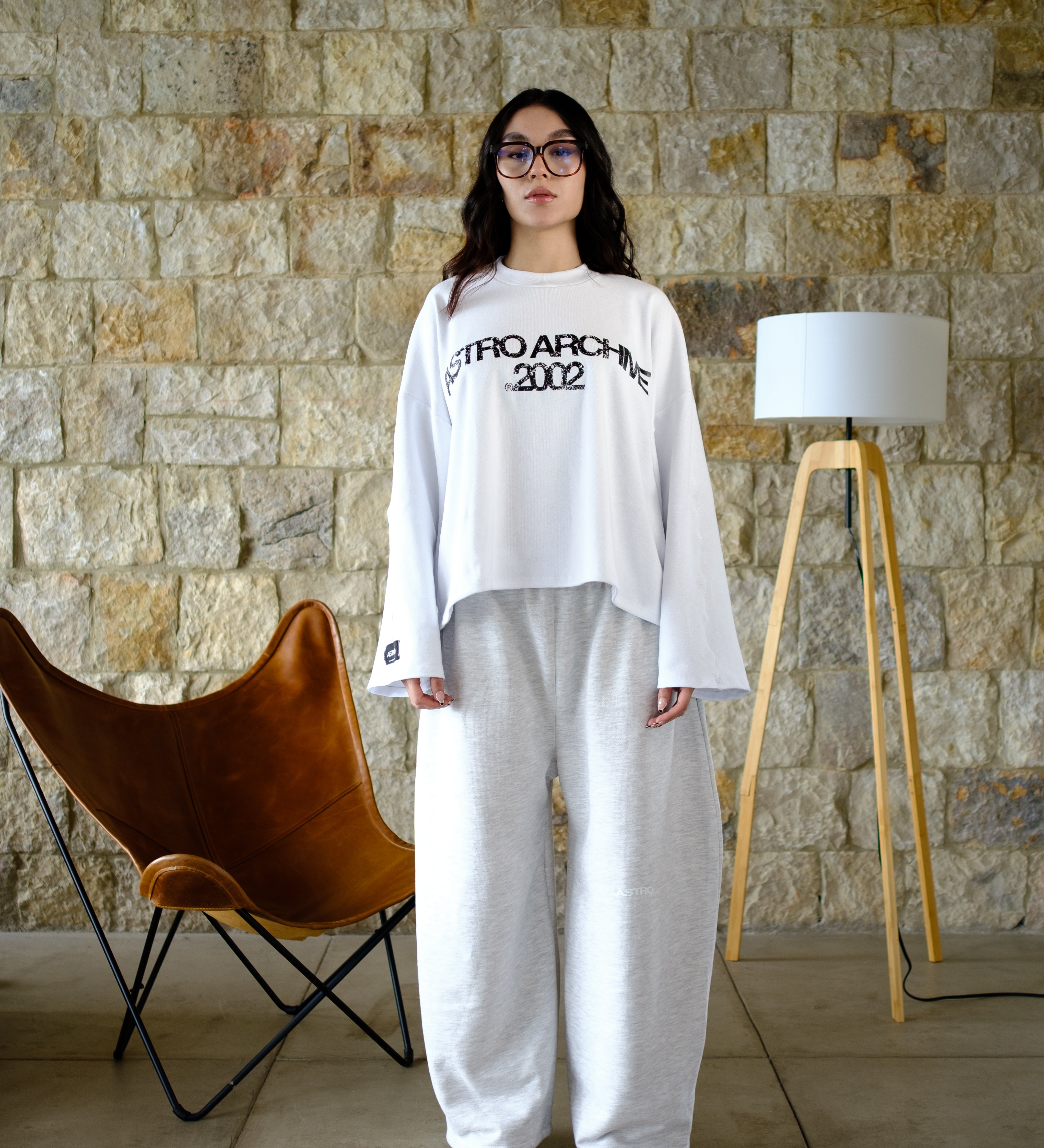 Basics V2 - Chalk long Sleeve