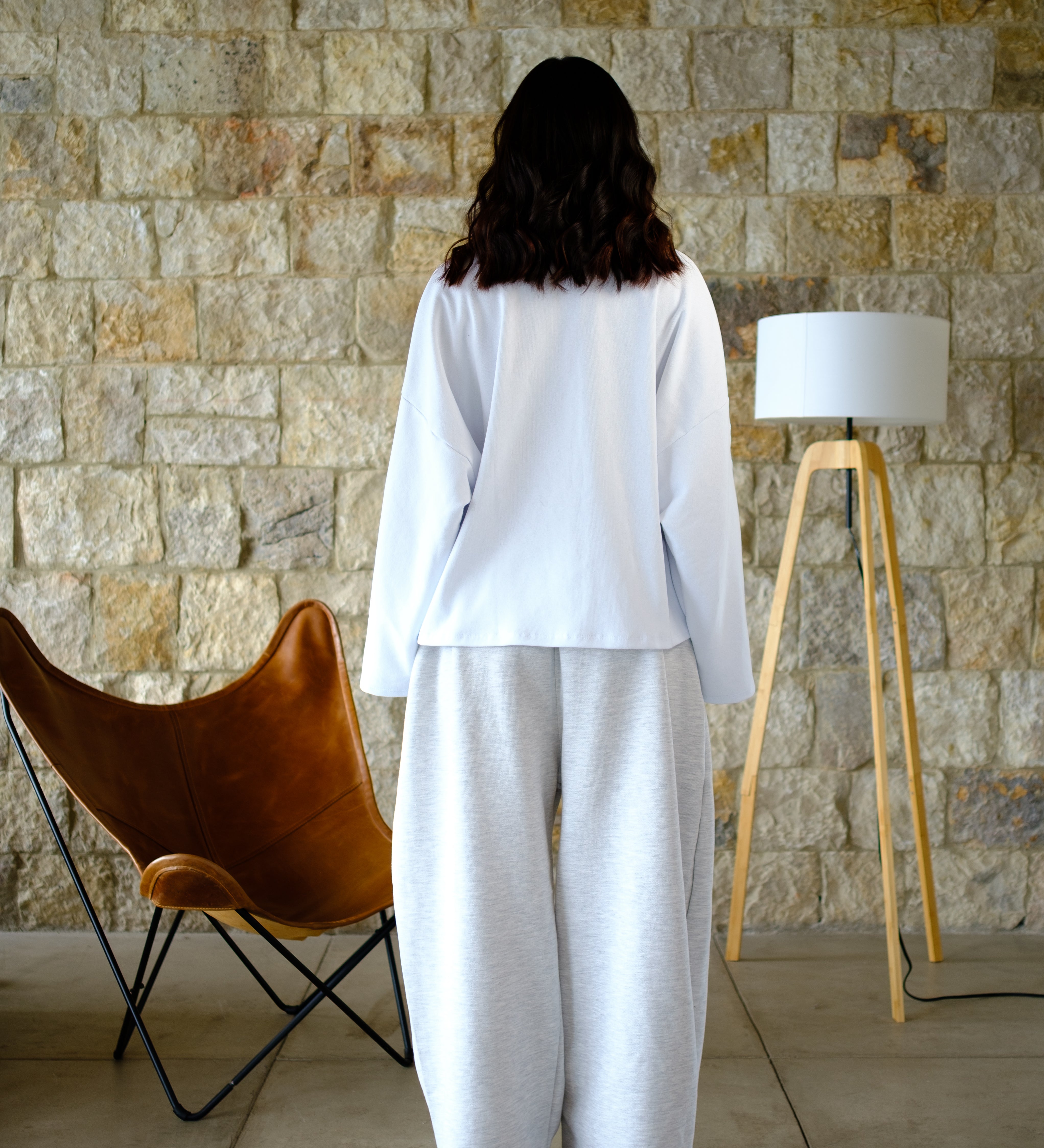 Basics V2 - Chalk long Sleeve