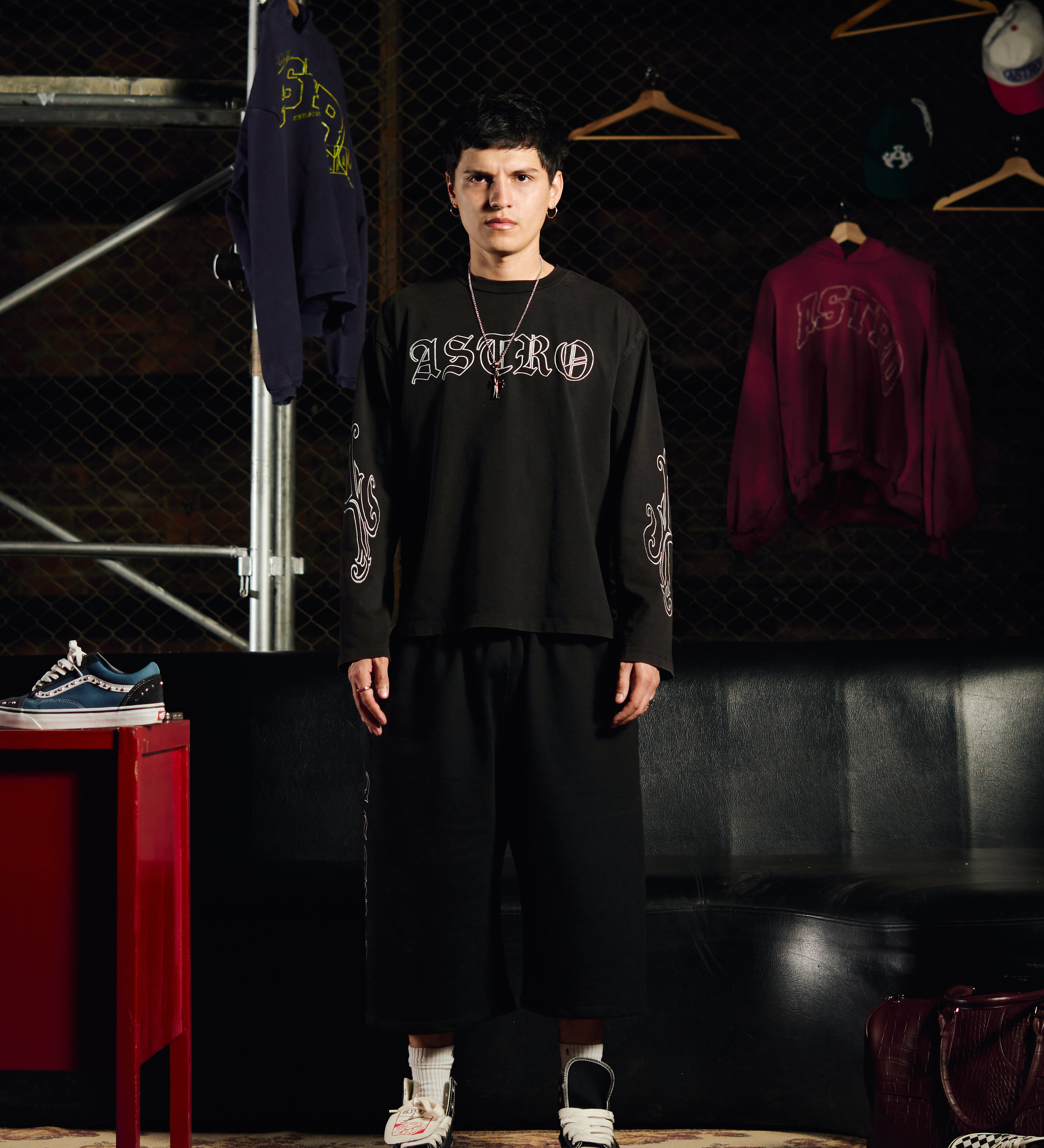 Long Sleeve Sun Faded - Gothic